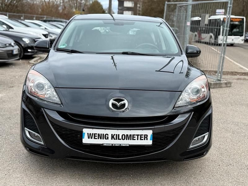 Gebraucht Mazda 3 90th Anniversary 105 PS (77 kW) 2011 Schwarz Limousine