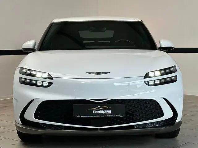 Second-hand Genesis GV60 167 kW (228 CP) 2023 Alb SUV