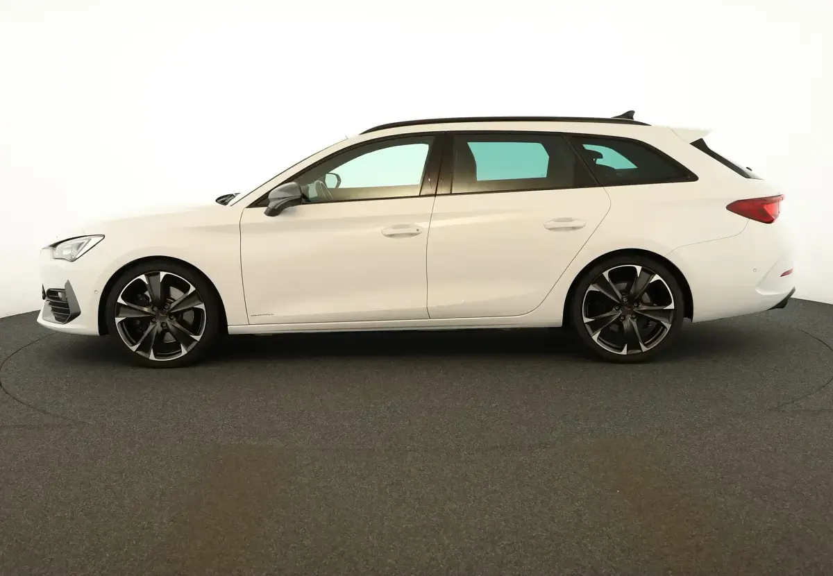 Gebraucht Cupra Leon VZ 245 PS (180 kW) 2024 Candy weiss