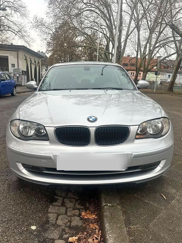 Gebraucht BMW 118 Coupé 143 PS (105 kW) 2009 Silber Coupé