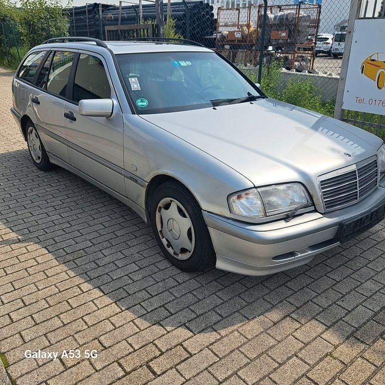 Silber Gebraucht 1999 Mercedes C200 Limousine | 1.250 € (Superpreis) - Bild 1/4