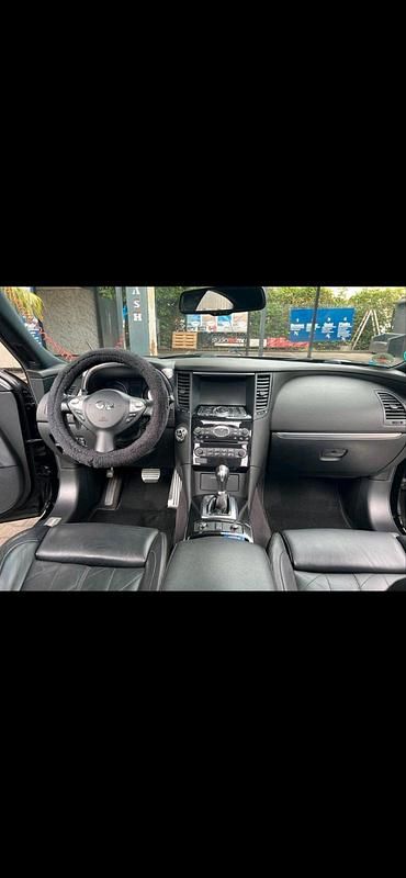 Gebraucht Infiniti Fx30 238 PS (175 kW) 2011 Schwarz SUV