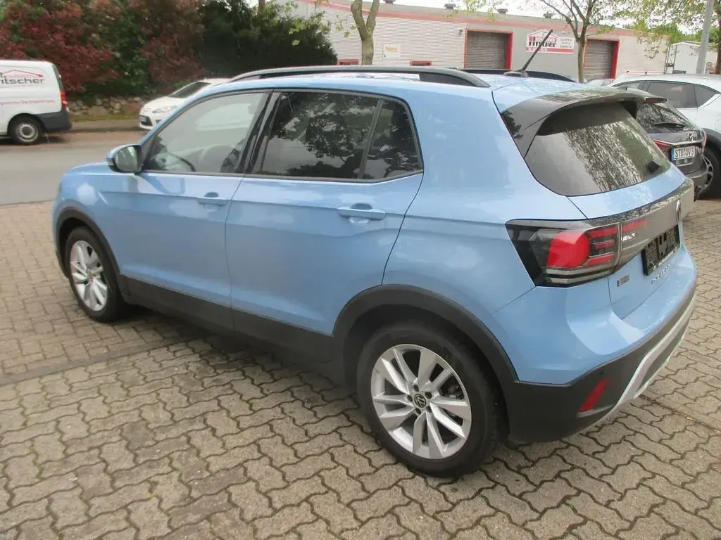 Gebraucht VW T-Cross Life 116 PS (85 kW) 2024 Blau SUV