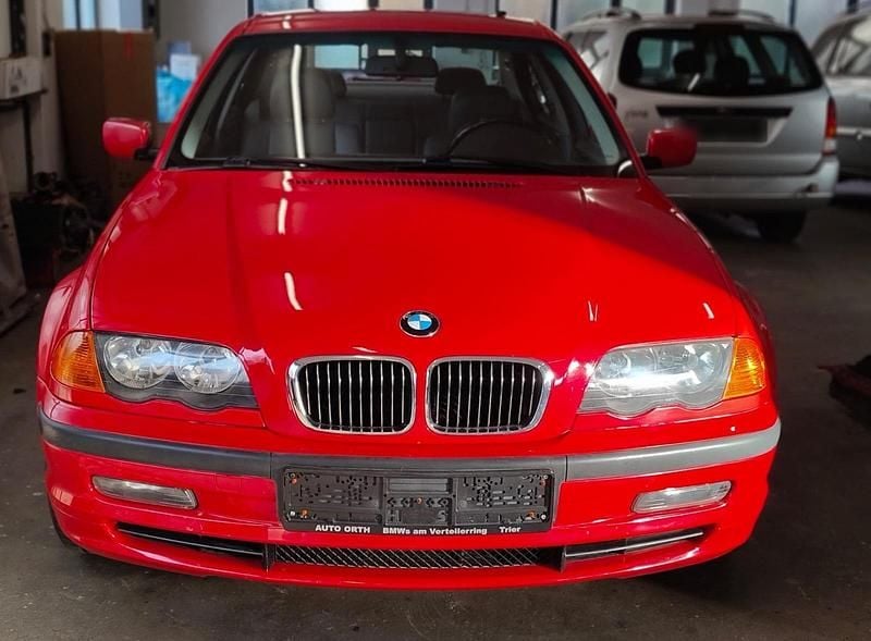 Gebraucht BMW 328 193 PS (141 kW) 1999 Rot Limousine
