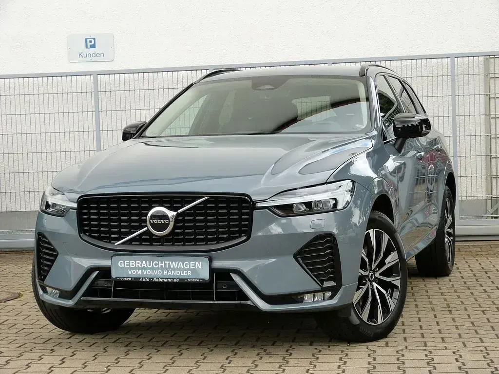 Gebraucht Volvo XC60 Plus 197 PS (144 kW) 2023 Grau SUV