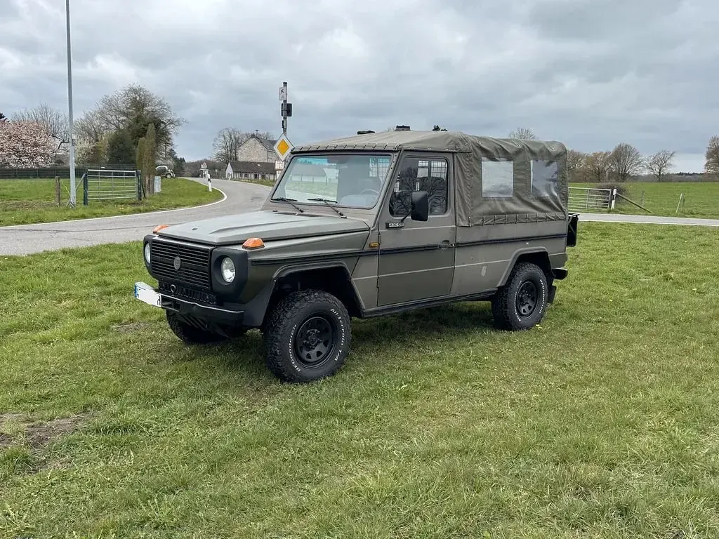 Gebraucht Mercedes G230 116 PS (85 kW) 1991 Grün SUV