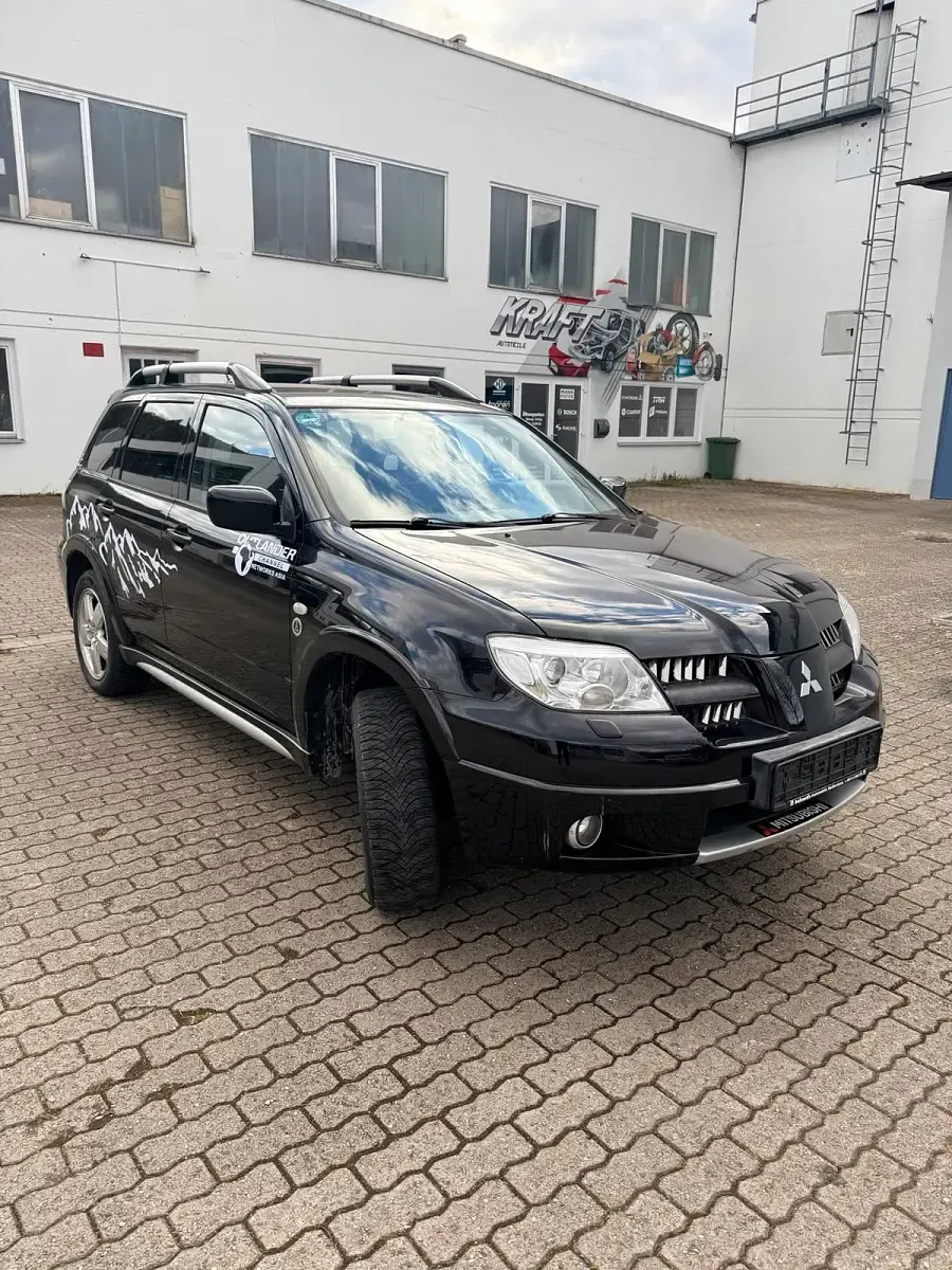 Gebraucht Mitsubishi Outlander Edition 160 PS (117 kW) 2006 Schwarz SUV