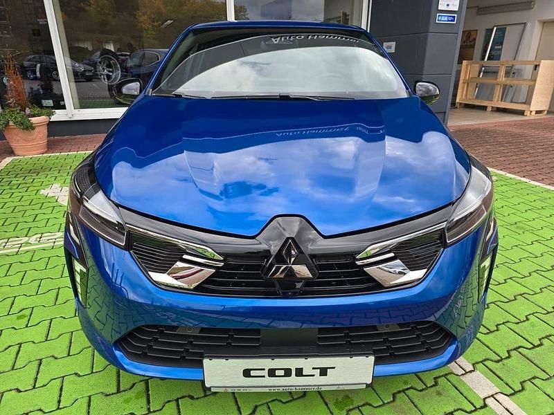 Neu Mitsubishi Colt Top 143 PS (105 kW) 2025 Blau Limousine