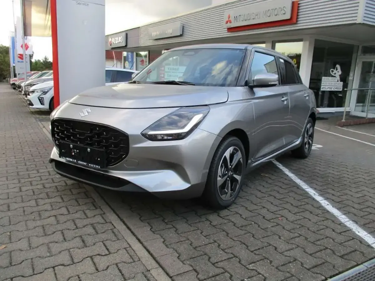 Neu Suzuki Swift Comfort 83 PS (61 kW) 2026 Silber Kleinwagen