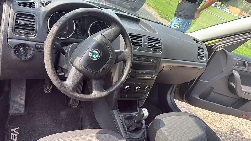 Gebraucht 2010 Skoda Yeti Active SUV | 4.250 € (Superpreis) - Bild 1/4