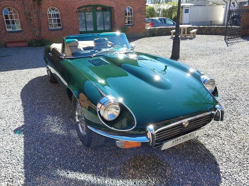 Usata Jaguar E-Type 268 CV (197 kW) 1973 Verde Cabrio
