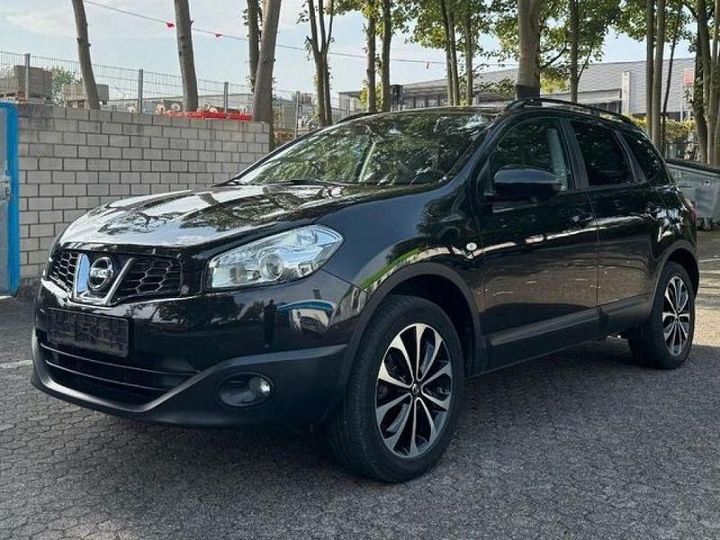 Schwarz (metallic) Gebraucht 2013 Nissan Qashqai SUV | 8.490 € (Fairer Preis) - Bild 1/4