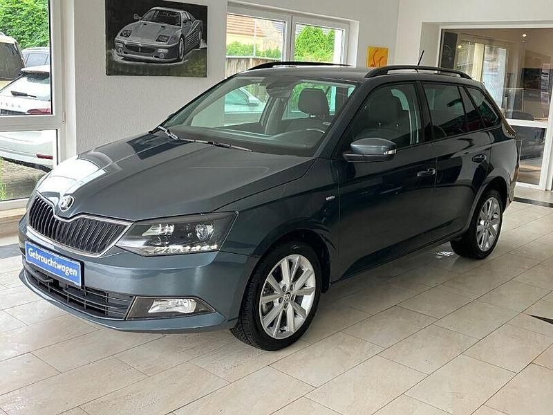 Grau Gebraucht 2018 Skoda Fabia Clever Kombi | 14.990 € (Fairer Preis) - Bild 1/4