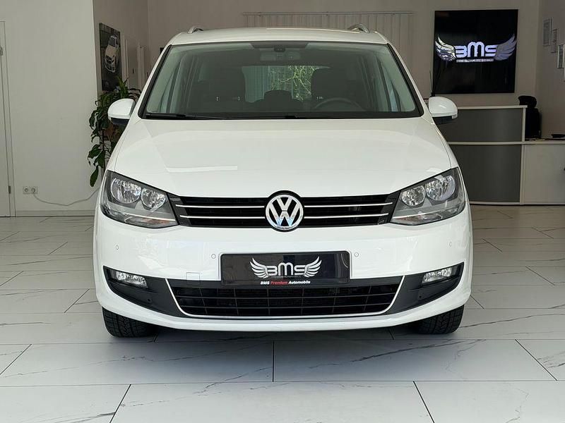 Gebraucht VW Sharan Life 140 PS (102 kW) 2014 Weiß Van / Kleinbus