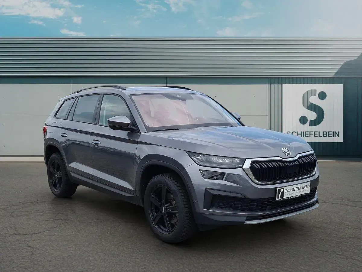 Gebraucht Skoda Kodiaq Tour 150 PS (110 kW) 2022 Graphitegrau metallic SUV