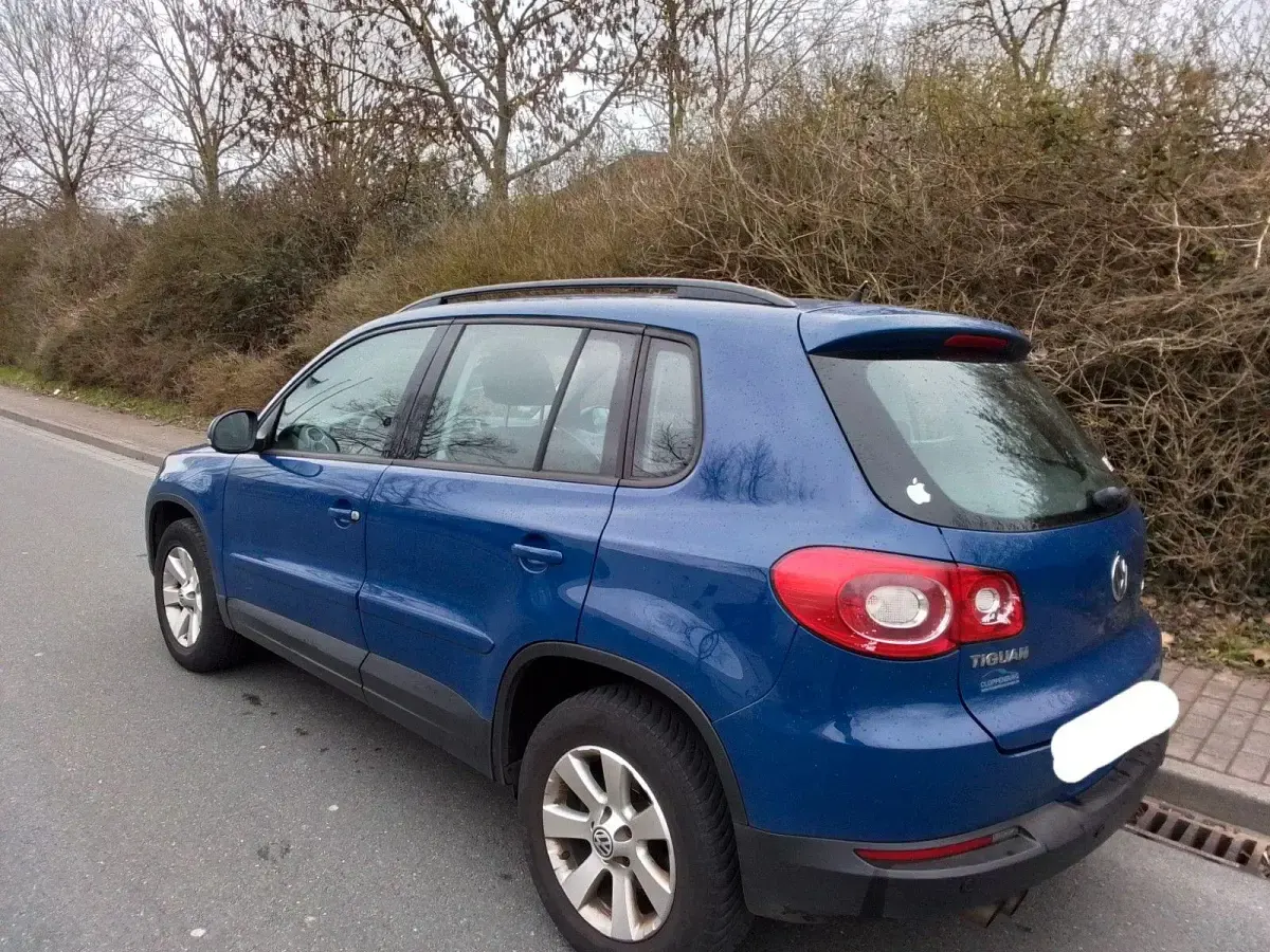 Gebraucht VW Tiguan 140 PS (102 kW) 2008 Blau SUV