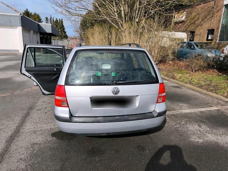 Gebraucht VW Golf IV 75 PS (55 kW) 2004 Silber Kombi