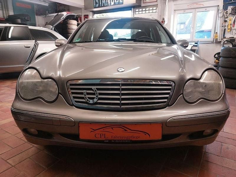 Gebraucht Mercedes C180 Elegance 143 PS (105 kW) 2003 Grau Limousine
