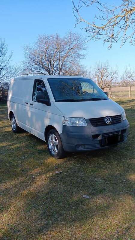 Weiß Gebraucht 2006 VW T5 Van | 5.000 € (Guter Preis) - Bild 1/4