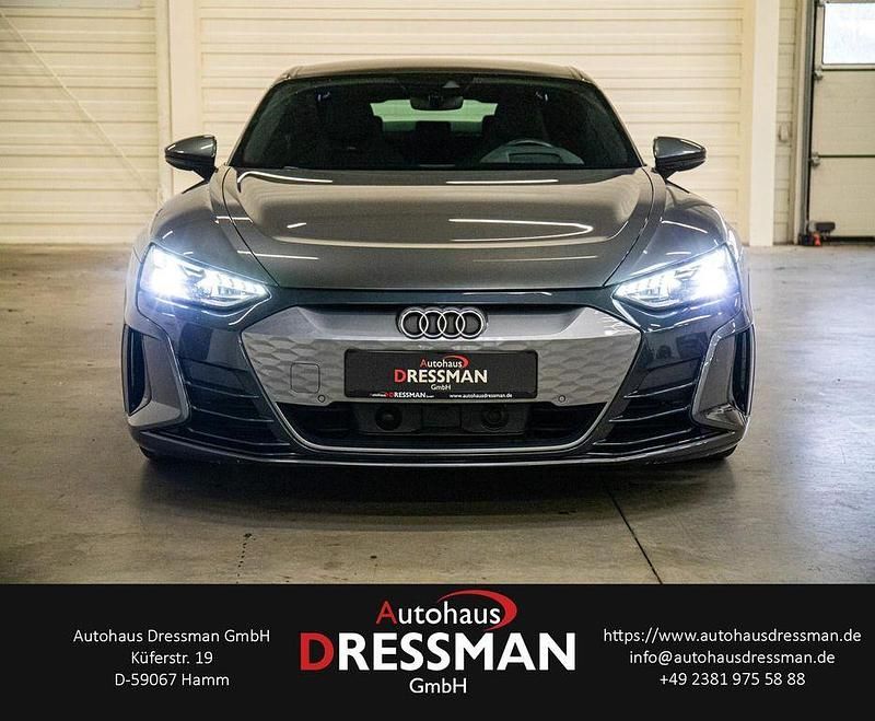 Gebraucht Audi e-tron GT quattro Sport 439 kW (598 PS) 2022 Daytonagrau perleffekt Limousine