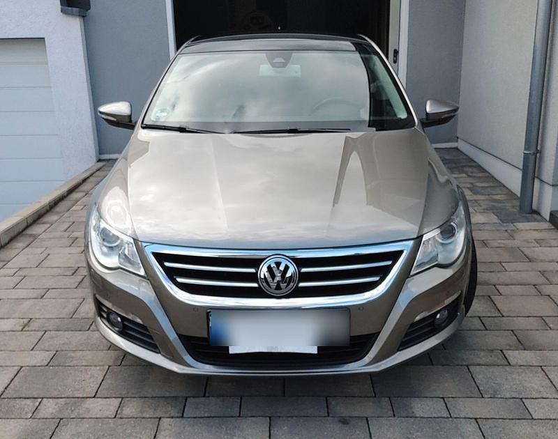 Gebraucht VW Passat 160 PS (117 kW) 2010 Braun Coupé