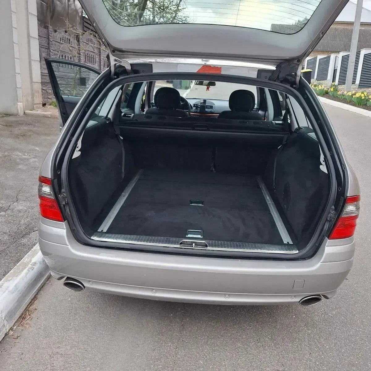 Usata Mercedes E320 224 CV (164 kW) 2008 Argento Station wagon