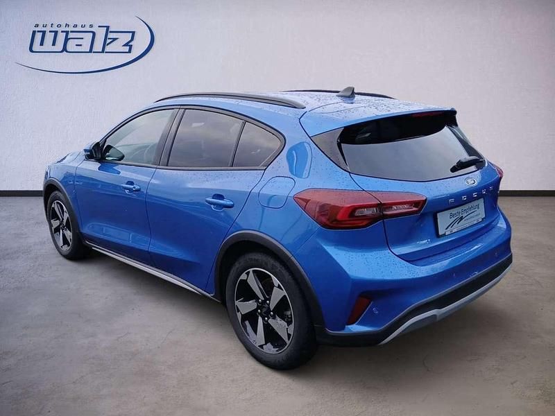 Gebraucht Ford Focus Active 155 PS (114 kW) 2022 Dynamicblau Kombi