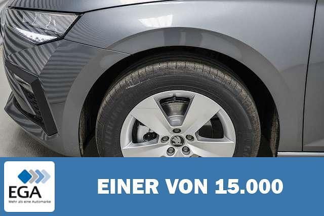 Neu Skoda Scala Selection 116 PS (85 kW) 2025 Grau metallic Kleinwagen
