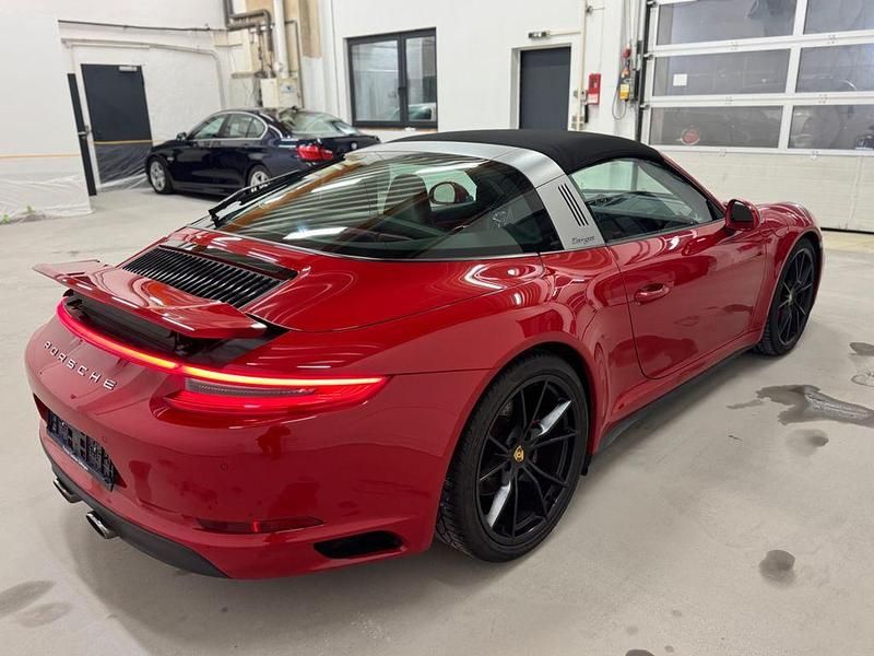 Gebraucht Porsche 911 Targa 4S Chrono 420 PS (308 kW) 2015 Karminrot Cabrio