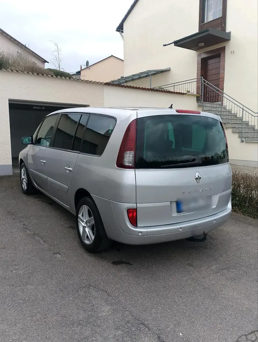 Gebraucht Renault Espace 150 PS (110 kW) 2010 Silber Van / Kleinbus