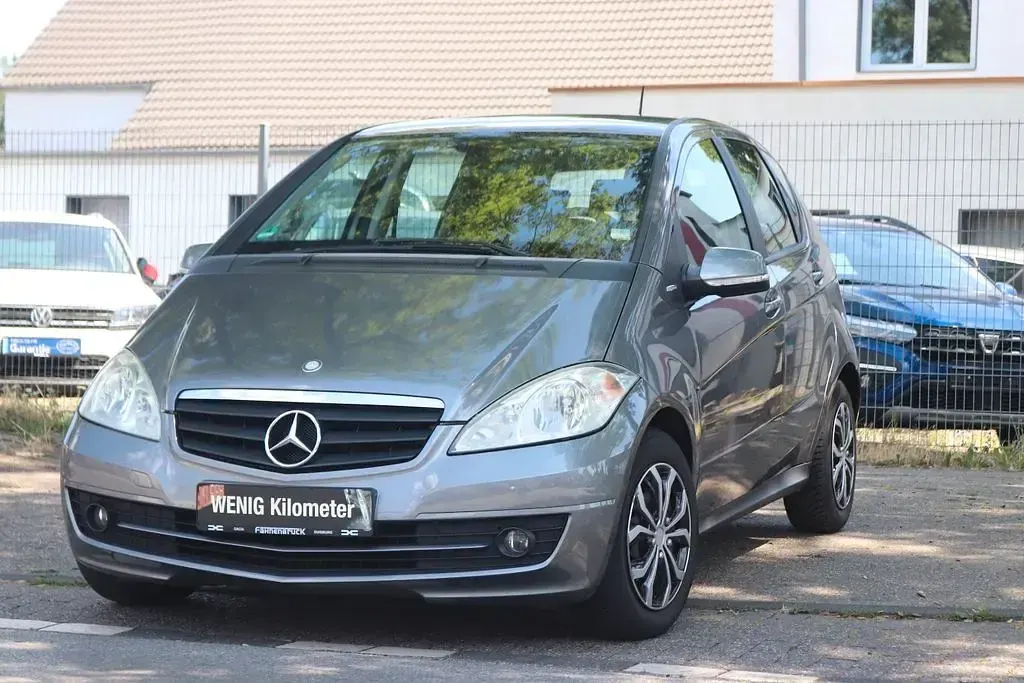 Gebraucht Mercedes A160 95 PS (69 kW) 2010 Grau Van / Kleinbus