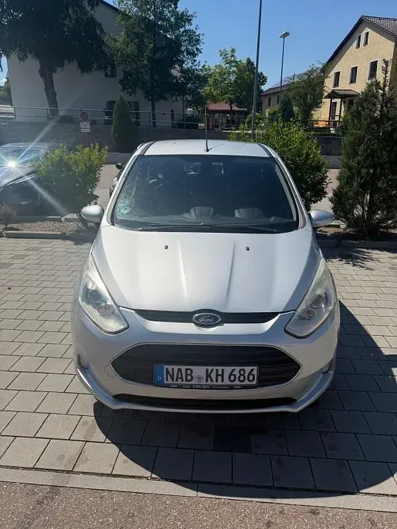 Gebraucht Ford B-MAX Cool & Connect 125 PS (91 kW) 2014 Silber Van / Kleinbus