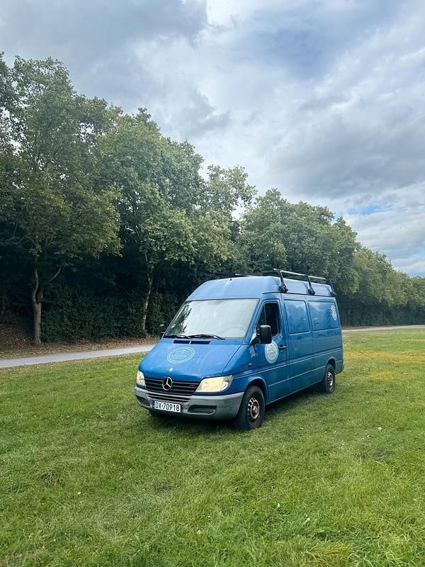 Blau Gebraucht 2002 Mercedes Sprinter Van | 3.900 € (Superpreis) - Bild 1/4