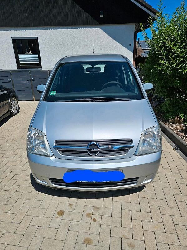 Silber Gebraucht 2005 Opel Meriva Van / Kleinbus | 1.800 € (Etwas zu teuer) - Bild 1/4