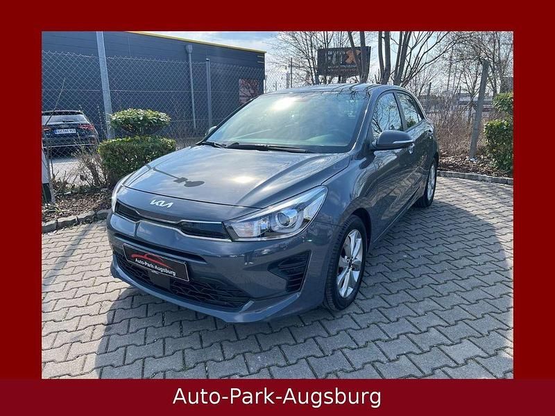 Gebraucht Kia Rio Vision 84 PS (61 kW) 2022 Grau Limousine