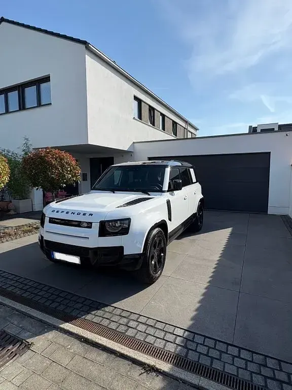 Gebraucht Land Rover Defender SE Dynamic 300 PS (220 kW) 2025 Weiß SUV