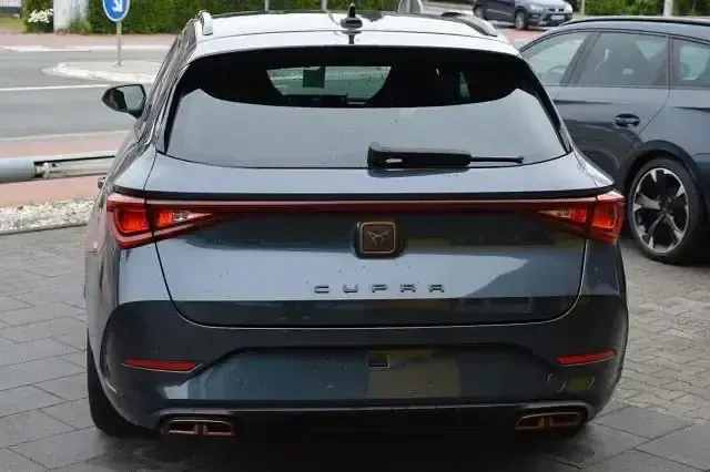 Gebraucht Cupra Leon 204 PS (150 kW) 2023 Grau Limousine