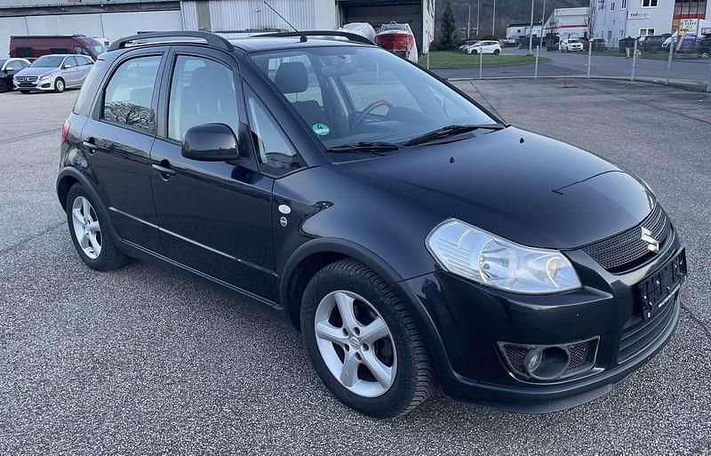 Usado Suzuki SX4 107 HP (78 kW) 2009 Other Sedan