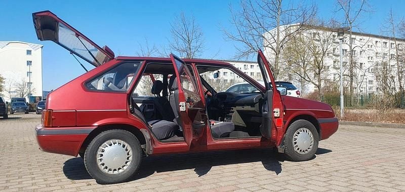 Gebraucht Lada Samara 71 PS (52 kW) 1998 Rot Kleinwagen