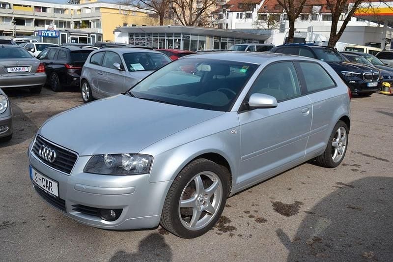 Gebraucht Audi A3 Attraction 102 PS (75 kW) 2005 Silber Kleinwagen