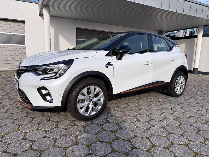Gebraucht Renault Captur Intens 158 PS (116 kW) 2020 Weiß SUV