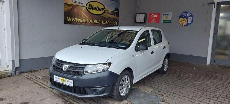 Gebraucht Dacia Sandero Essentiel 75 PS (55 kW) 2014 Weiß Limousine
