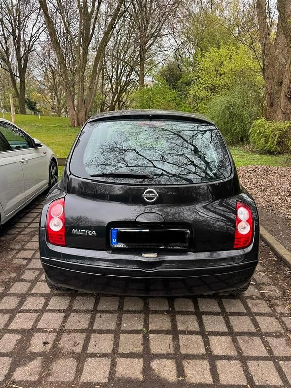 Gebraucht Nissan Micra 60 PS (44 kW) 2009 Schwarz Kleinwagen