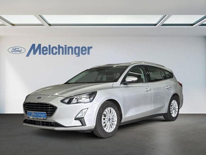 Polarsilber (metallic) Gebraucht 2019 Ford Focus Kombi | 17.490 € (Fairer Preis) - Bild 1/4
