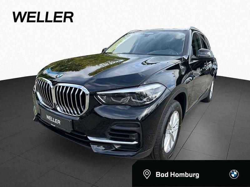 Schwarz (schwarz) Gebraucht 2022 BMW X5 Performance SUV | 47.870 € (Superpreis) - Bild 1/4