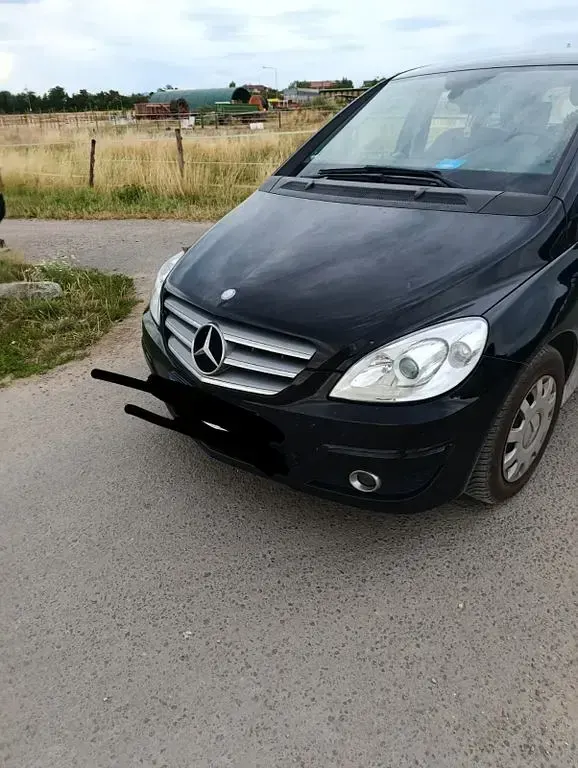 Gebraucht Mercedes B150 95 PS (69 kW) 2008 Schwarz Van / Kleinbus