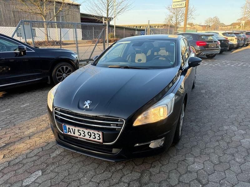Gebraucht Peugeot 508 Active 111 PS (81 kW) 2012 Schwarz Limousine