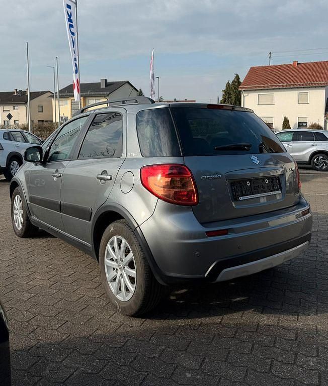 Gebraucht Suzuki SX4 Style 120 PS (88 kW) 2012 Grau SUV