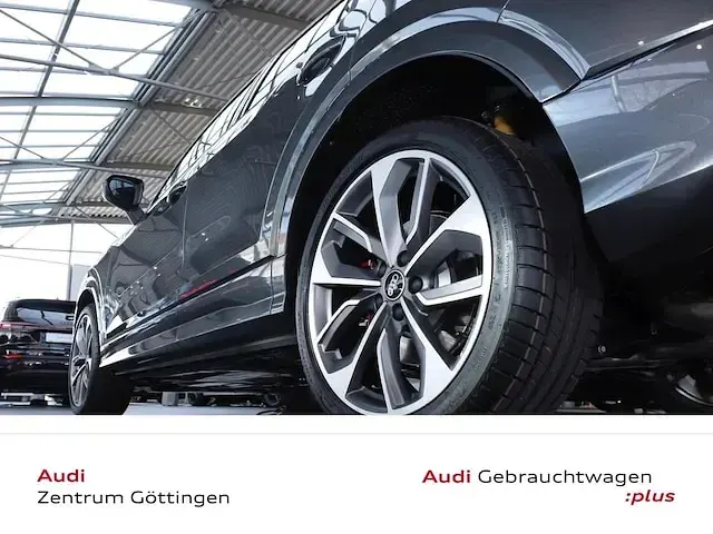 Gebraucht Audi SQ2 Sport 300 PS (220 kW) 2025 Grau SUV