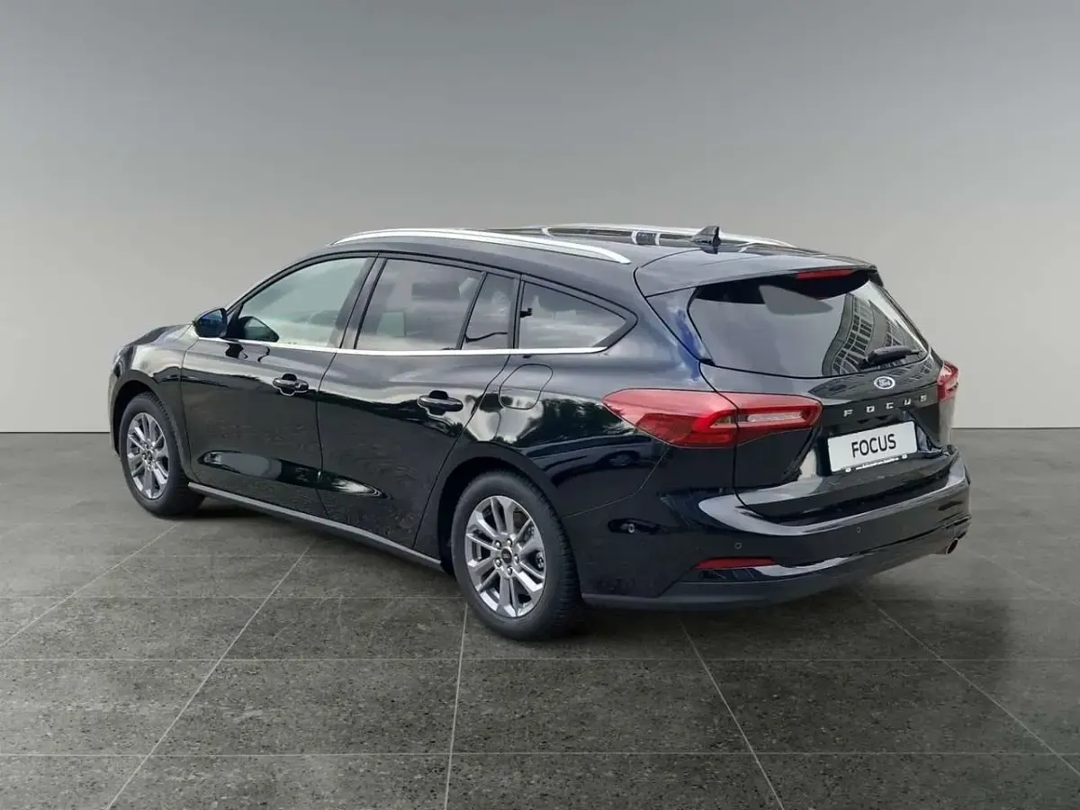 Neu Ford Focus Titanium S 125 PS (91 kW) 2026 Obsidianschwarz metallic Kombi